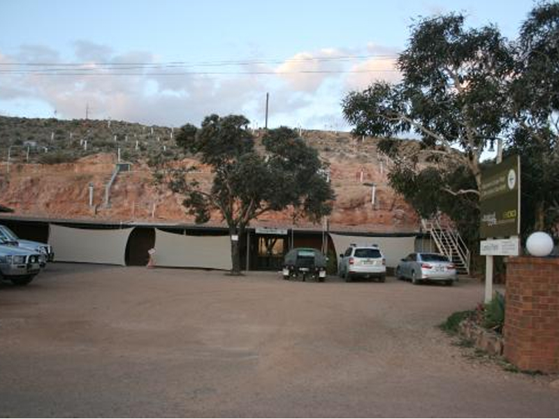 The Lookout Cave Underground Motel in Coober Pedy